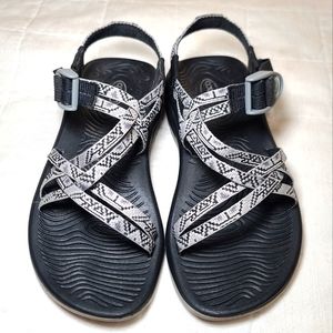 Chaco ZX/1 Double Strap White & Black Hiking Casual Sandals, size W6